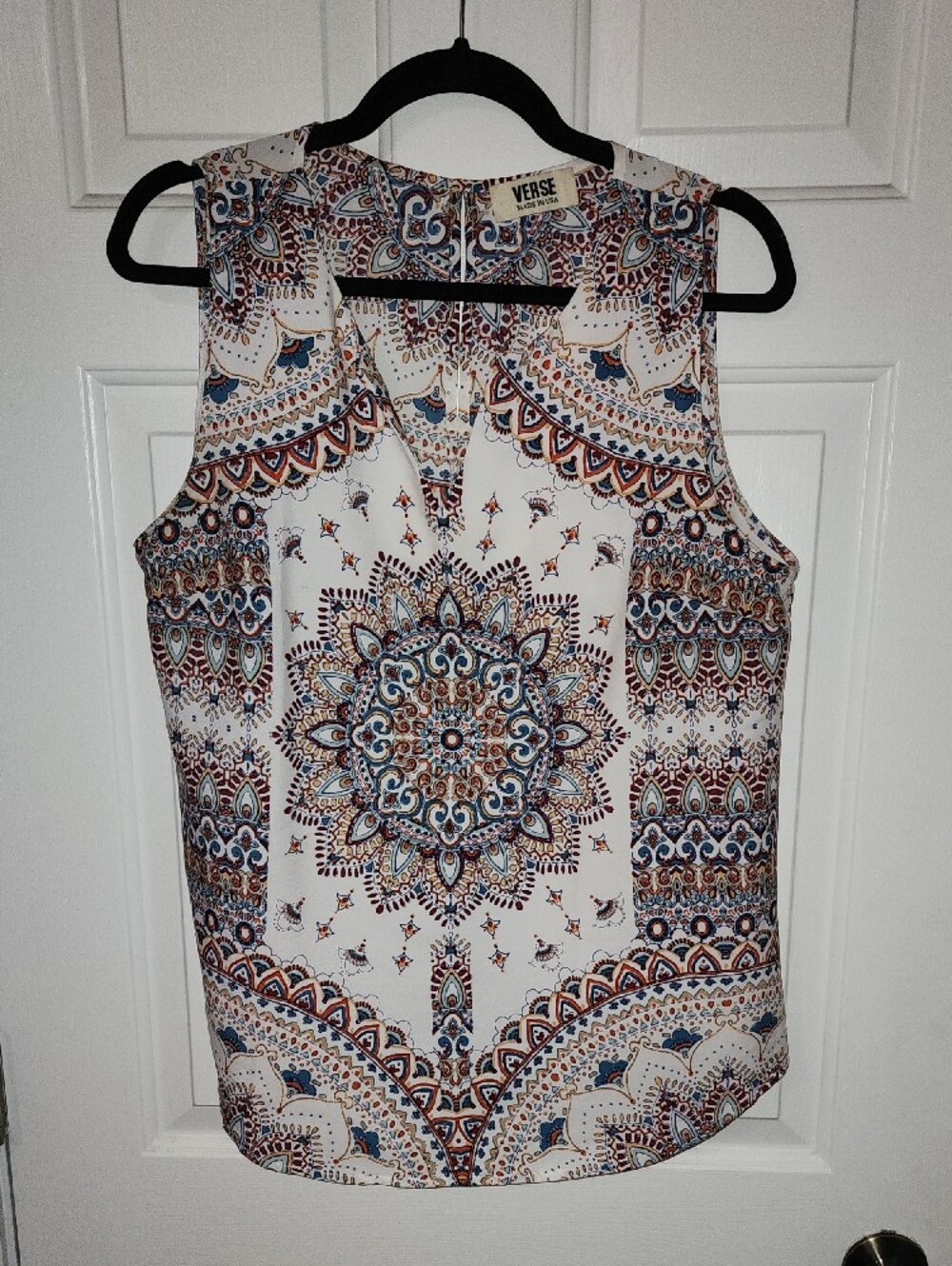 Sleeveless Printed Medallion Camisole - White with Blue & Rust